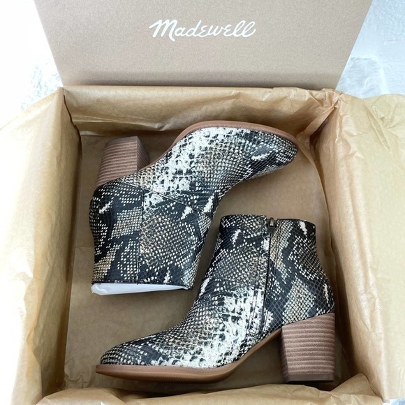 {Madewell} The Rosie Ankle Boot, Moonstone Snake Embossed Leather, Size 6, NWT - Picture 10 of 11